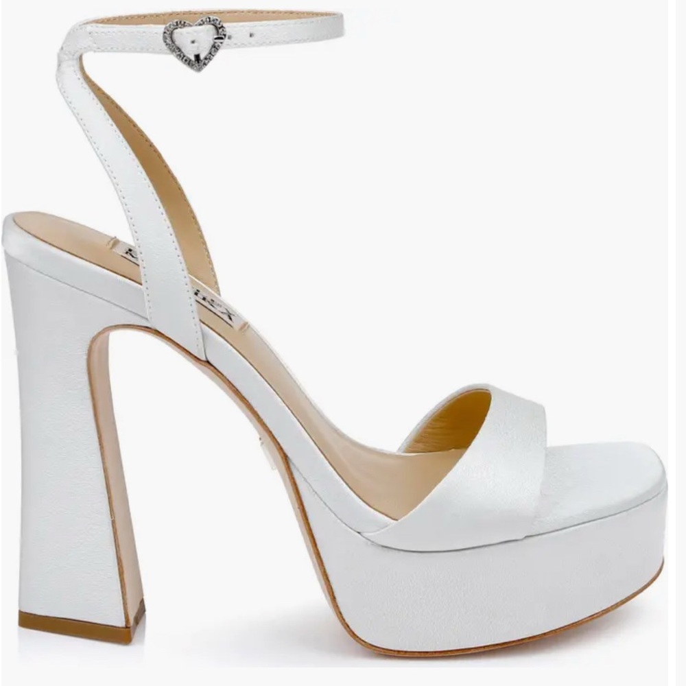 Badgley Mischka Caia Ankle Strap Platform Sandal Soft White